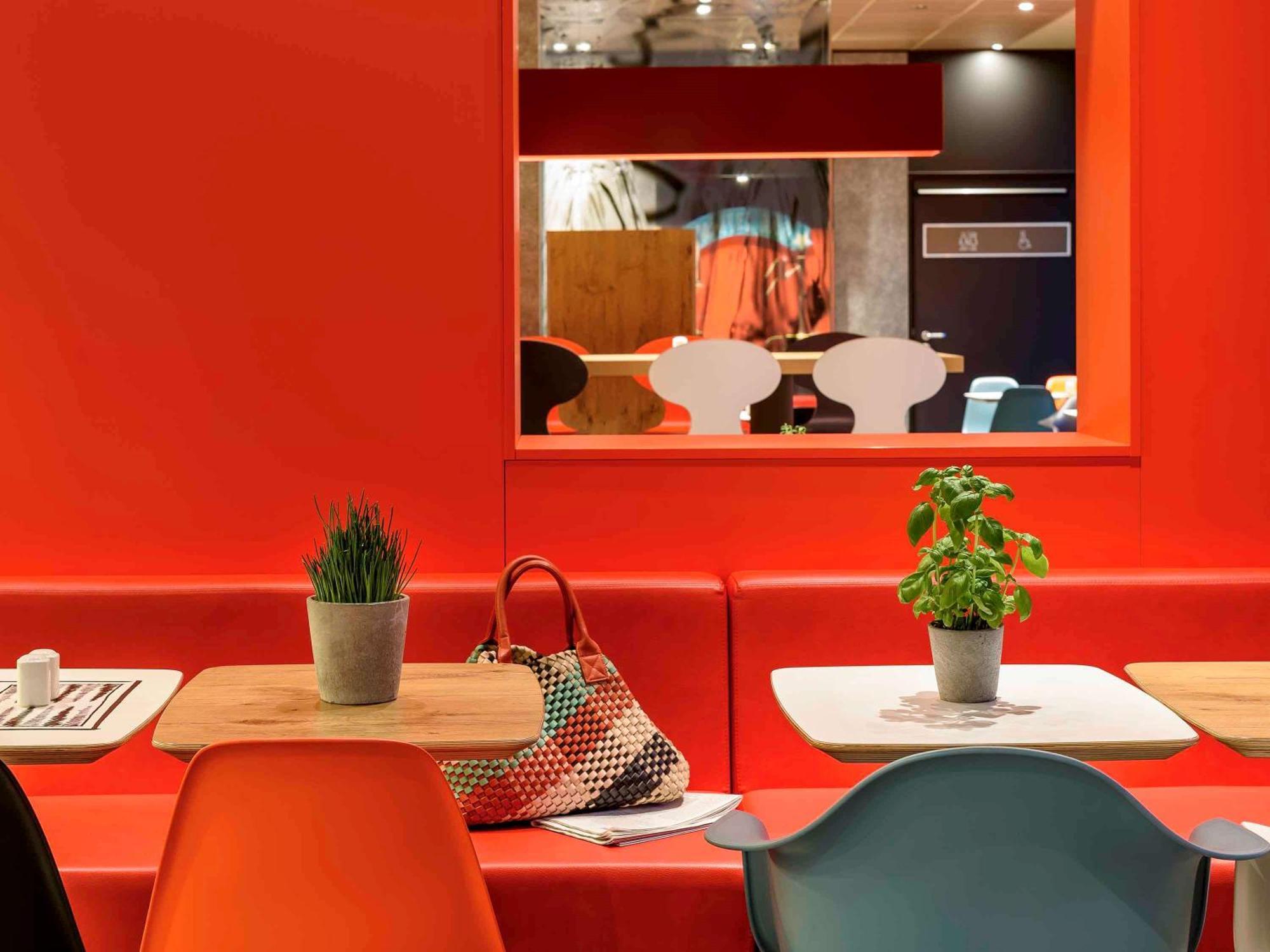 Ibis Leipzig City Екстериор снимка