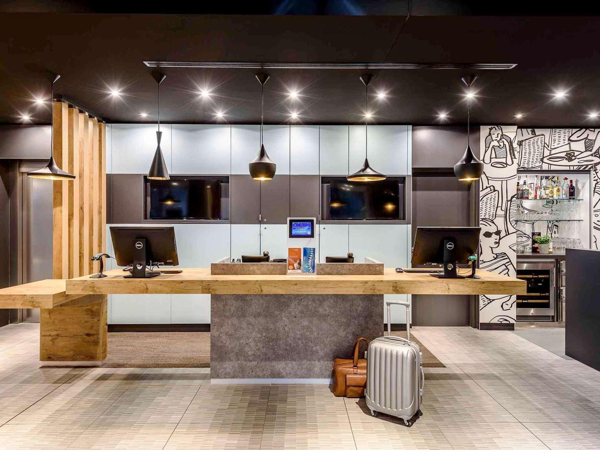 Ibis Leipzig City Екстериор снимка