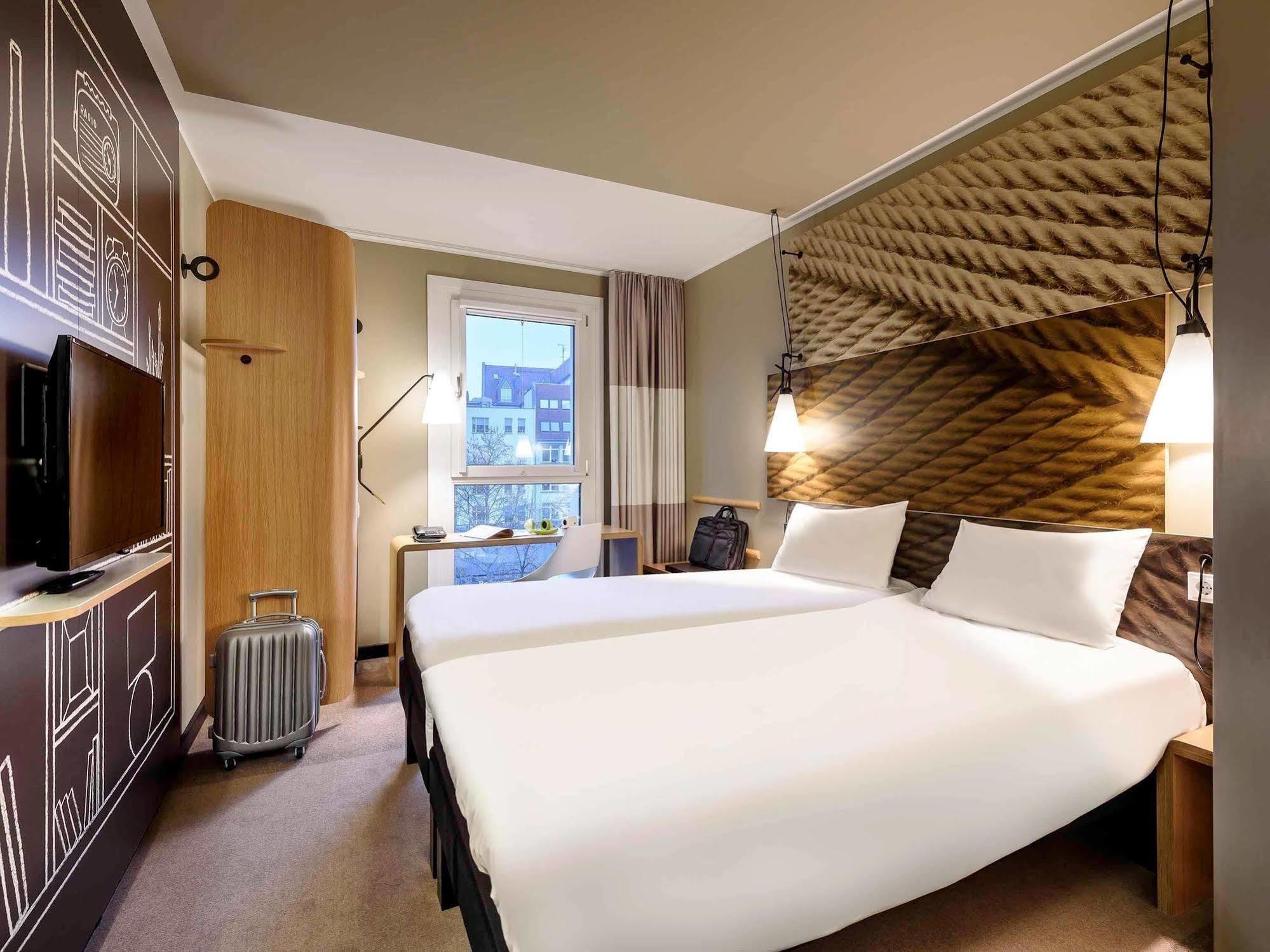 Ibis Leipzig City Екстериор снимка